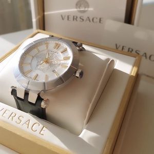 VERSACE new watche for mens